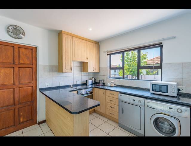 3 BEDROOM CLUSTER FOR SALE IN BROADACRES